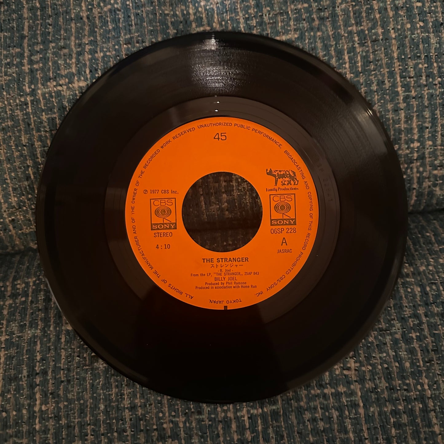BILLY JOEL – The Stranger / Movin’ Out (7" Vinyl Single, Japan Import)