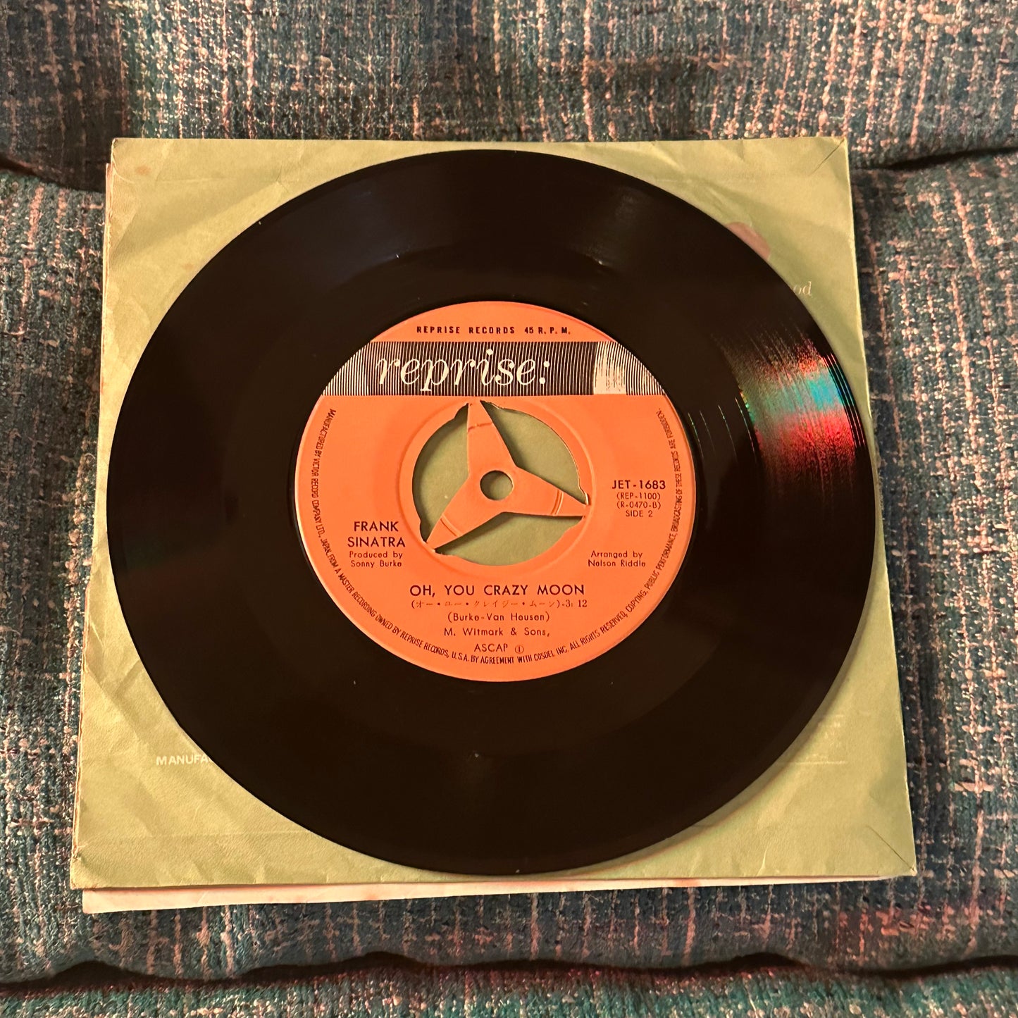 FRANK SINATRA - Strangers in the Night, Oh You Crazy Moon Japanese Import 7" 45RPM Vinyl Record